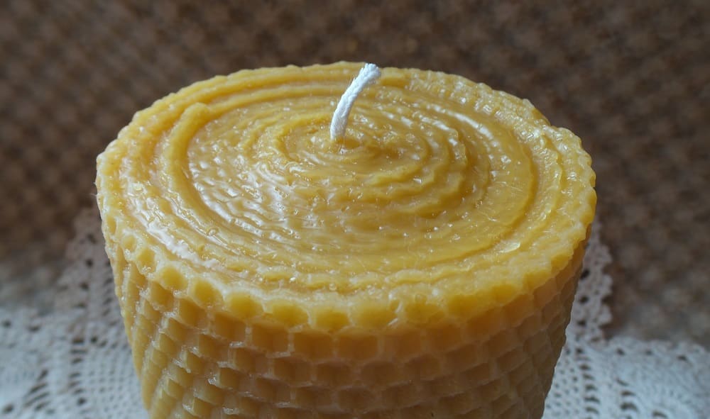 Beeswax Candle Large Rolled-Look Pillar - Image 2