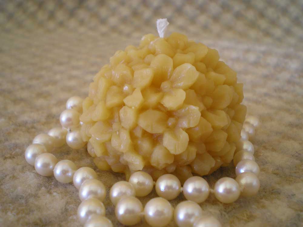 PAIR Pure Beeswax Intricately Molded Flower Ball Candles