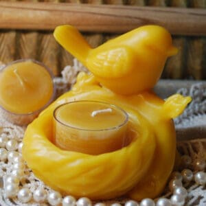 Beeswax Candle Tea Light Holder Bird in Nest Shape
