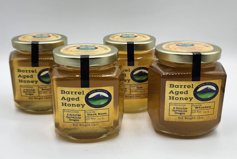 Oak Barrel Aged Honey Gin - Image 2