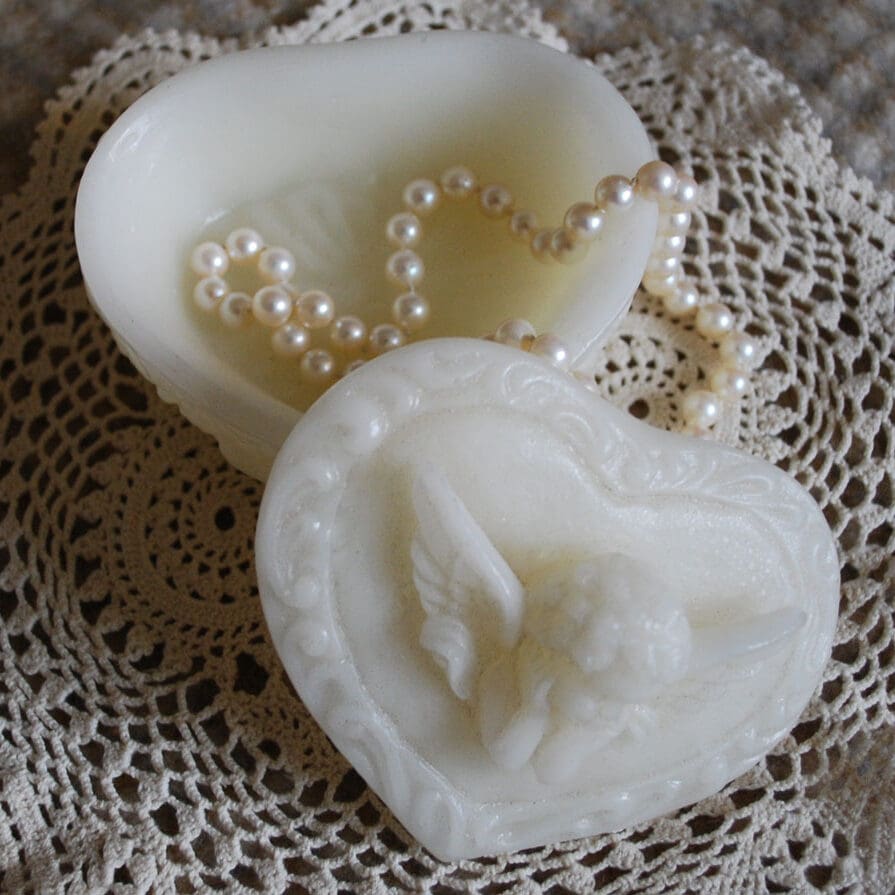 white-trinket-box-1